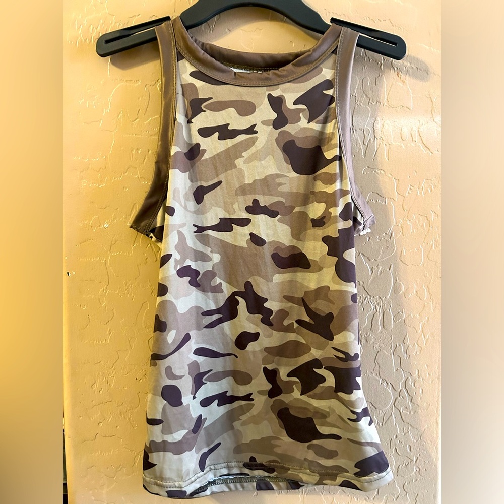 Camo tank top